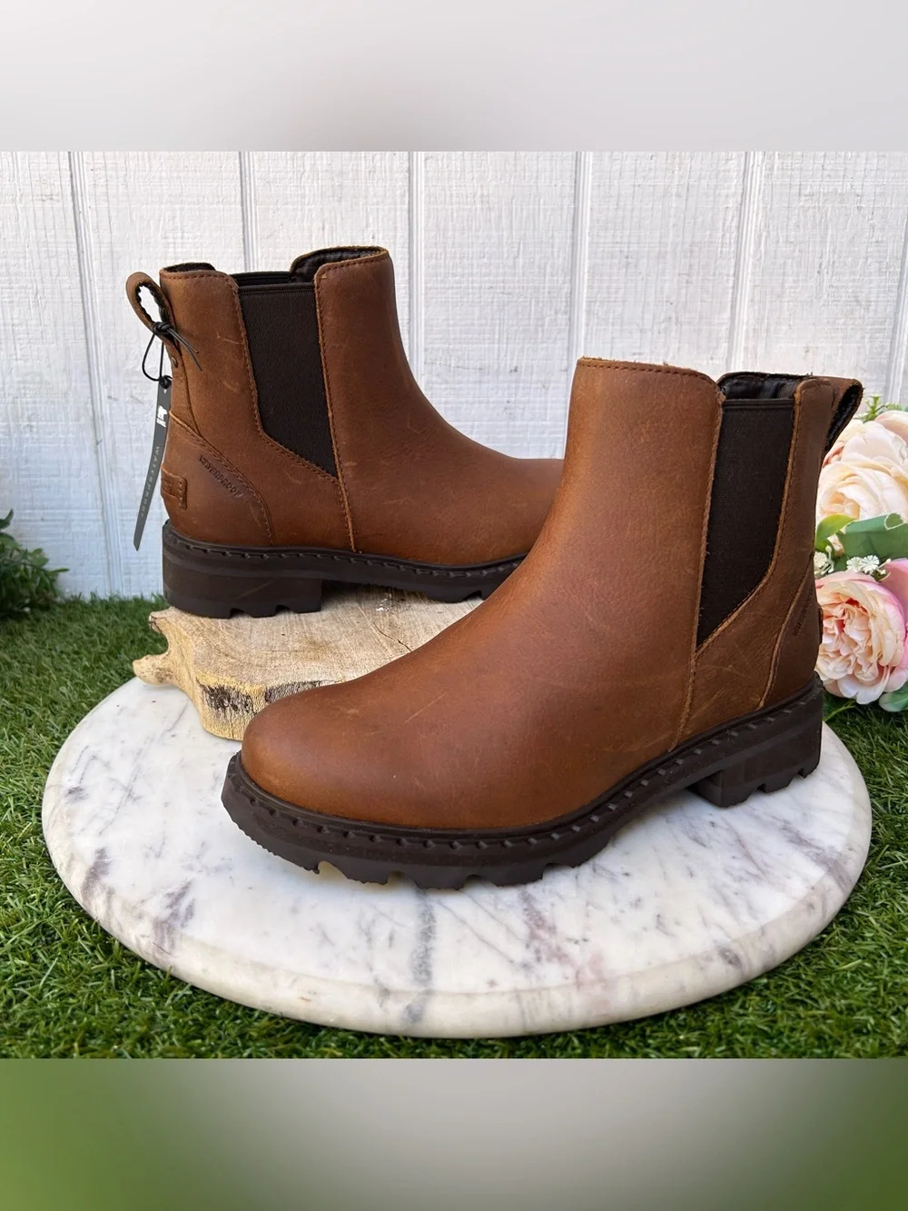SOREL Women's Lennox Chelsea Rain Boots, Waterproof Leather Boots Bronze velvet.